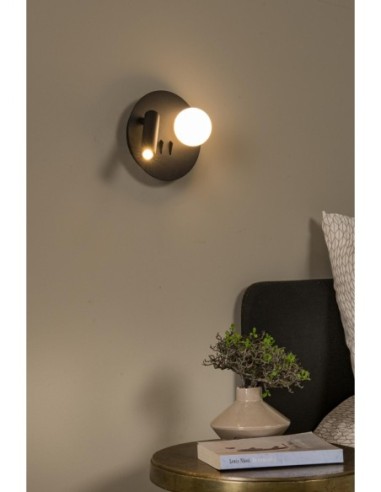 Matiz de Lucide -  lampe de chevet + liseuse + prise USB - métal noir et verre opalin