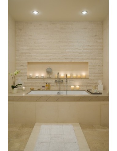 Support spot Led encastrable étanche carré blanc - Luminance Leluminaireled.com