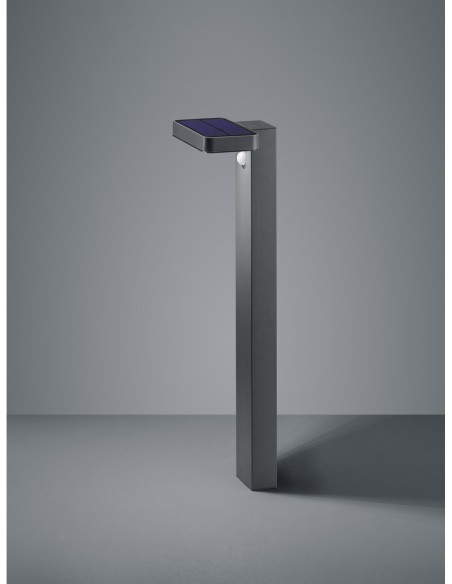 Lampe extérieure ESQUEL installée le long d’un chemin ou terrasse