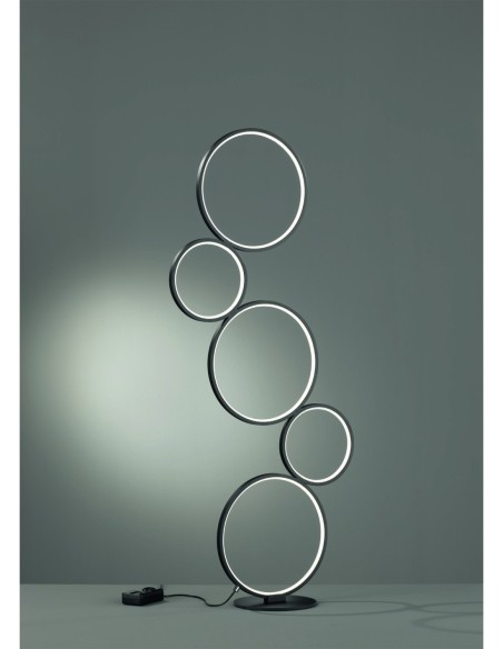Trio – Rondo – Lampadaire LED décoratif 4700lm à cinq anneaux avec intensité réglable