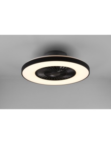 Ventilateur plafonnier HALMSTAD avec télécommande et éclairage CCT