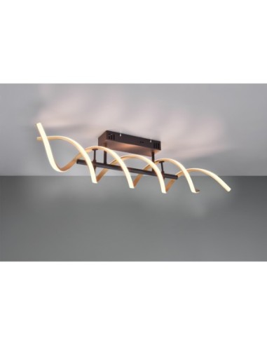 Trio Sequence - Plafonnier LED spirale installé dans un salon, design moderne noir et laiton