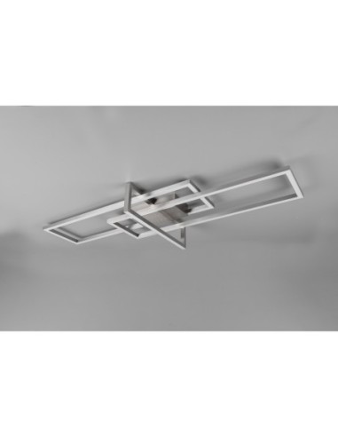 Trio Salinas - Plafonnier LED installé dans un couloir moderne, ambiance lumineuse chaleureuse