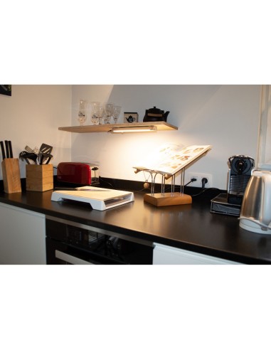 Elenio de Tibelec - réglette dessous de meuble chaînable