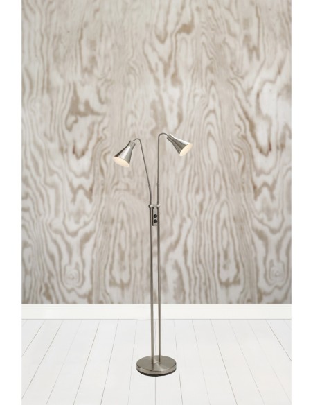 Markslöjd Odense – Double source lumineuse, design classique et interrupteur accessible sur la tige