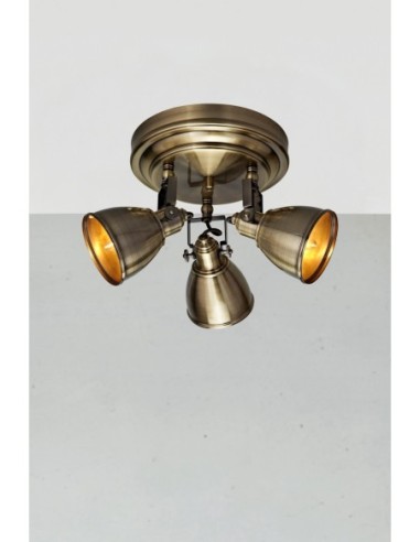 Markslöjd Fjällbacka – Luminaire élégant avec 3 douilles E14, parfait pour un style raffiné et chaleureux