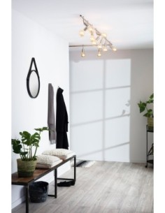 Spot sur rail 50 cm en acier avec 2 spots E27 orientables, idéal pour petits espaces intérieurs. 2