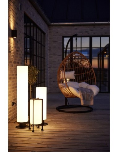 Markslöjd Garden 24 – Lampadaire LED 12W extérieur, aluminium noir et abat-jour blanc, IP44