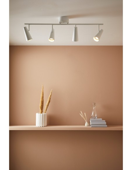 Markslöjd Crest – Luminaire plafond blanc sable mat avec 4 spots GU10 7W max, IP20