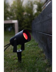 Markslöjd Garden 24 – Spot extérieur LED RVB 6 W avec piquet de terre, IP44, angle 360°, noir 2