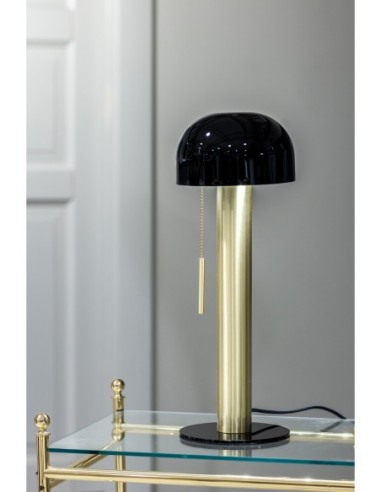 Markslöjd Costa – Abat-jour en métal noir brillant et pied en laiton brossé, design élégant et contrasté