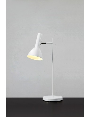 Markslöjd Metro – Lampe de bureau élégante en métal blanc avec détails chromés et interrupteur intégré
