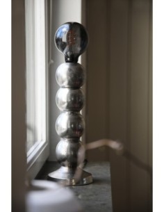 Markslöjd Gong – Lampe de table en métal argent foncé avec globes ronds, H33 cm, Ø12,5 cm 2