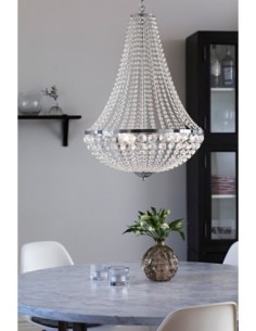 Suspension noire élégante en métal avec douille E27, idéale pour salon ou salle à manger moderne. 2