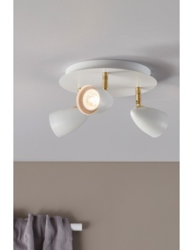 Markslöjd Ciro – Idéal pour le salon, le couloir ou l’entrée, avec ses 3 têtes orientables