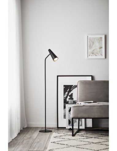 Peak Markslöjd – Lampadaire design avec diffuseur conique noir, éclairage ciblé