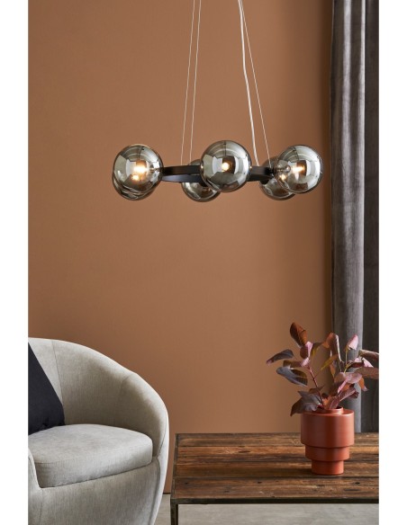 Markslöjd Circle – Métal noir mat, 6x G9, design circulaire élégant, câble 150 cm, fixation crochet.