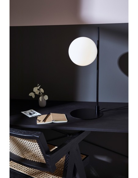 Markslöjd Dione noire – Design moderne, pied métal noir, interrupteur marche/arrêt, IP20, classe II.