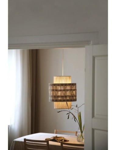 Luminaire Ano suspendu, cordon textile blanc 150 cm, abat-jour macramé fait main unique.
