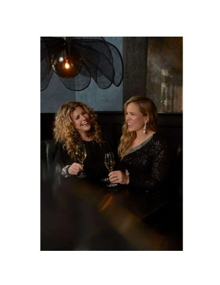 Markslöjd Styrka – Suspension design naturel avec pétales décoratifs et éclairage tamisé