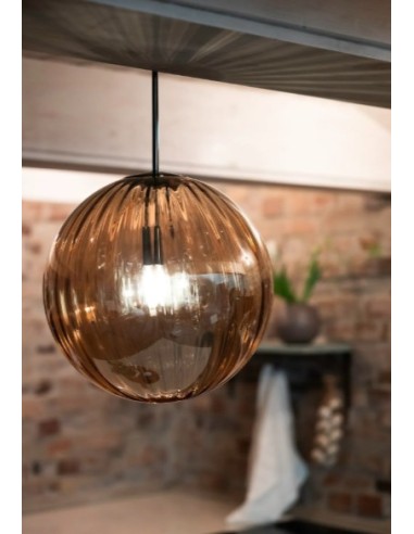 Markslöjd Fengari – Suspension 1xE14 avec globe en verre ambré, lumière douce et chaleureuse