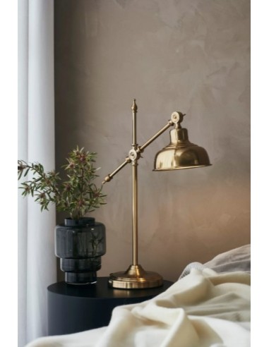 Markslöjd Grimstad – Lampe à poser élégante avec finition laiton foncé, idéale bureau ou chevet