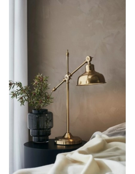 Markslöjd Grimstad – Lampe à poser élégante avec finition laiton foncé, idéale bureau ou chevet