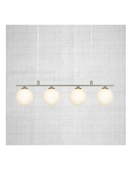 Markslöjd Quattro – Plafonnier élégant en métal et opaline, éclairage doux et décor épuré