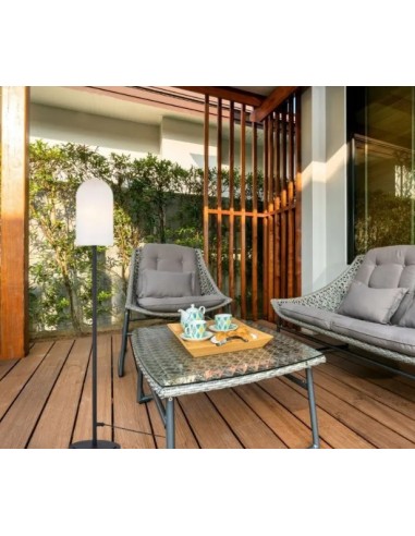 Markslöjd Afternoon – Luminaire extérieur noir mat avec abat-jour blanc, éclairage doux