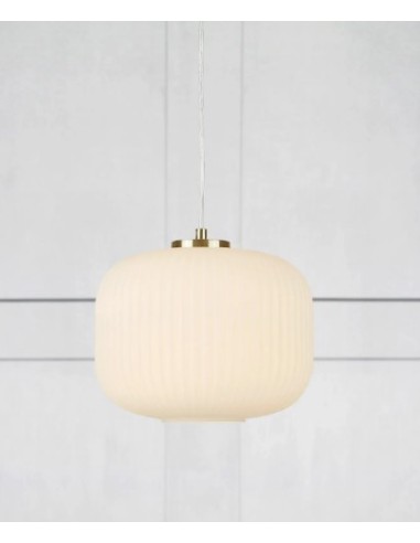 Suspension design Sober, éclairage tamisé avec verre fumé et finition laiton