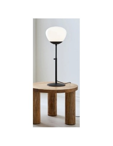 Markslöjd Rise noire grande – Hauteur réglable, classe II, usage intérieur, style minimaliste.