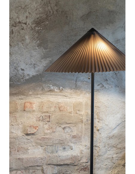 Markslöjd Plisado – Élégance moderne et lumière cosy pour salon ou coin lecture