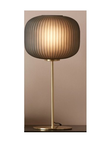 Éclairage doux et raffiné, parfait pour salon, chambre ou bureau au design sobre.