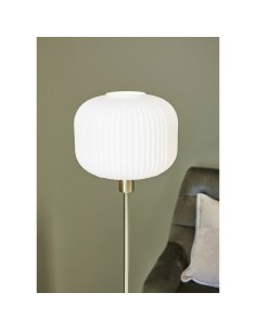 Markslöjd Sober – Lampadaire laiton brossé, verre dépoli, E27, 40W max, design élégant. 2