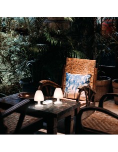 Lampe de table LED Termoli rechargeable blanche avec éclairage RGB 2