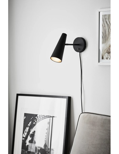 Lampe de chevet Peak Markslöjd design minimaliste
