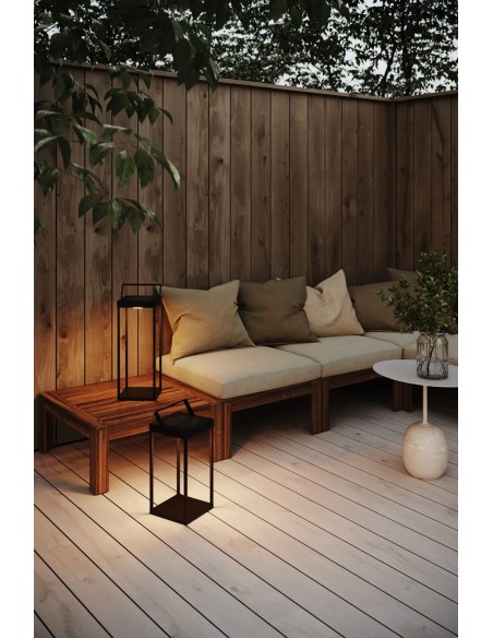 Lanterne extérieure Pure avec LED blanc chaud et recharge solaire