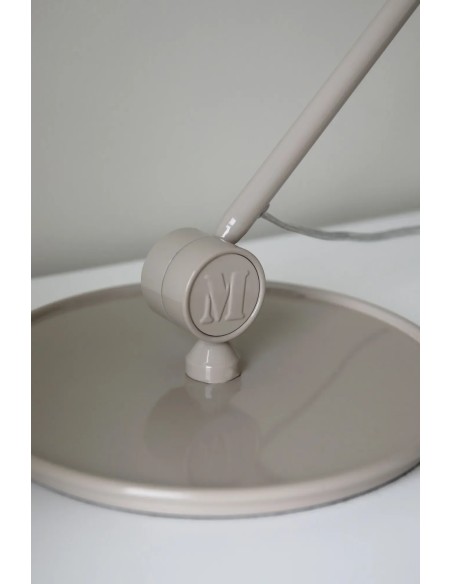 Lampe de table Tilt pour bureau ou espace de travail