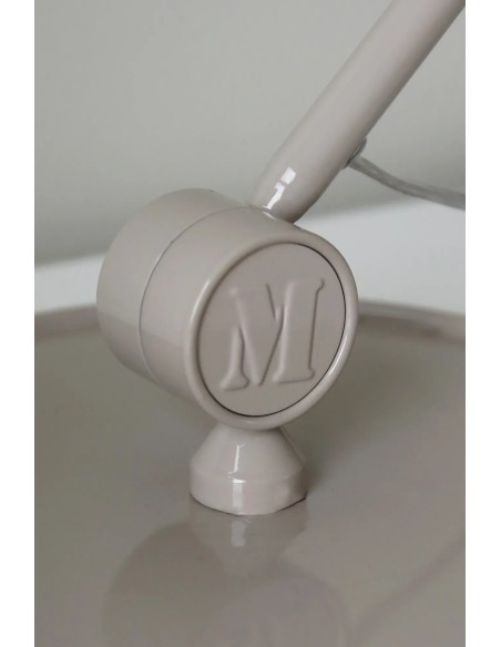 Lampadaire contemporain avec tête orientable