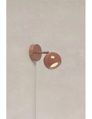 Lampe murale Pop pour éclairage ciblé d’un bureau ou couloir