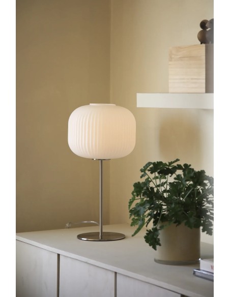 Lampe de table élégante pour salon ou entrée Markslojd