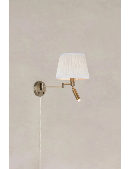 Applique murale double éclairage Markslojd ambiance chambre lumière chaude style raffiné