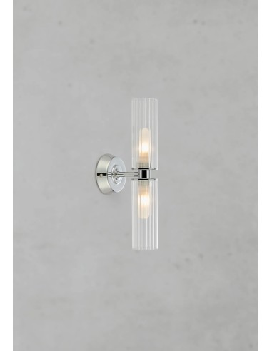 Applique murale Rimini installée salle de bain éclairage miroir double source lumineuse IP44