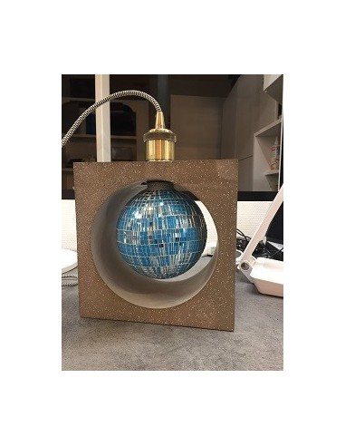 Lampe de table Led  béton carrée - Girard-Sudron Leluminaireled.com