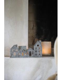 Décoration Wells Markslojd zinc antique forme maison avec bougies LED rechargeables 2