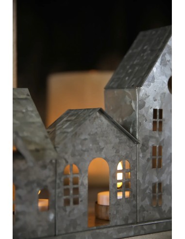 Décoration lumineuse Wells zinc antique ambiance intérieure étagère style industriel