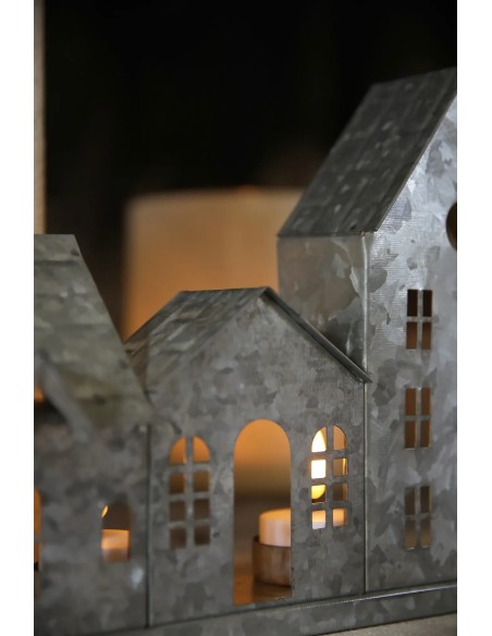 Décoration lumineuse Wells zinc antique ambiance intérieure étagère style industriel