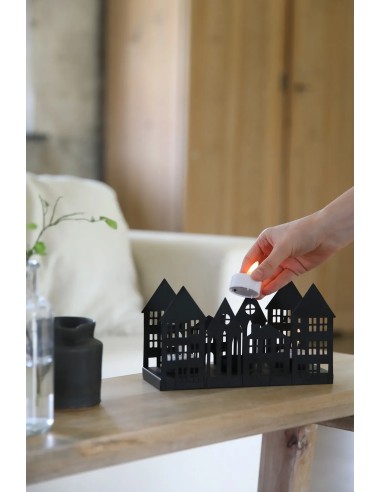 Détail bougies LED Wells effet flamme vacillante lumière chaude ambiance cosy