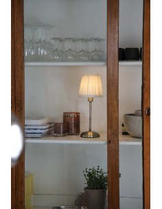 Lampe de table Anno Markslojd laiton antique abat-jour tissu plissé LED rechargeable 2