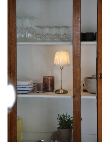 Détail lampe Anno LED 3000K lumière chaude variateur tactile ambiance cosy